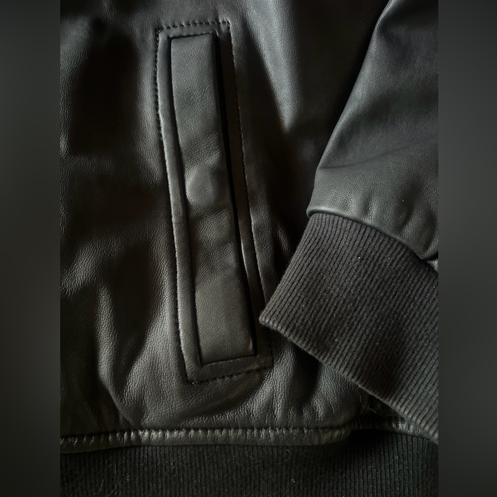 Vince Lamb Leather Café Racer Moto Jacket Women’s L / Men’s M Ret $1,000 Perfect - Picture 7 of 10